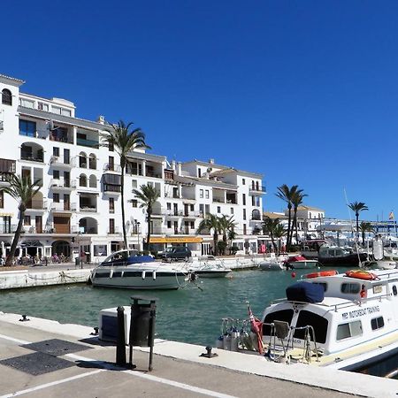 Salinas. Apartment For 4. Terrace/Parking/Pools/Gym/4Mins Beach Estepona Luaran gambar