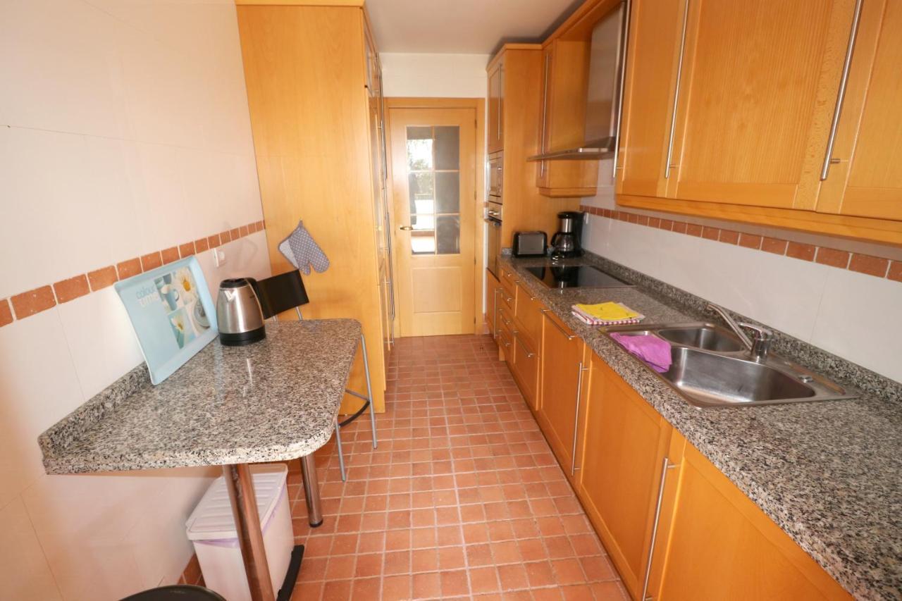 Salinas. Apartment For 4. Terrace/Parking/Pools/Gym/4Mins Beach Estepona Luaran gambar
