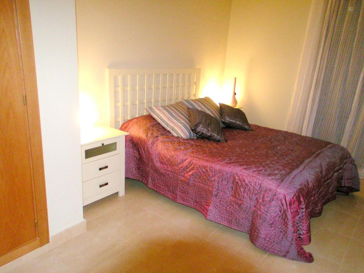 Salinas. Apartment For 4. Terrace/Parking/Pools/Gym/4Mins Beach Estepona Luaran gambar